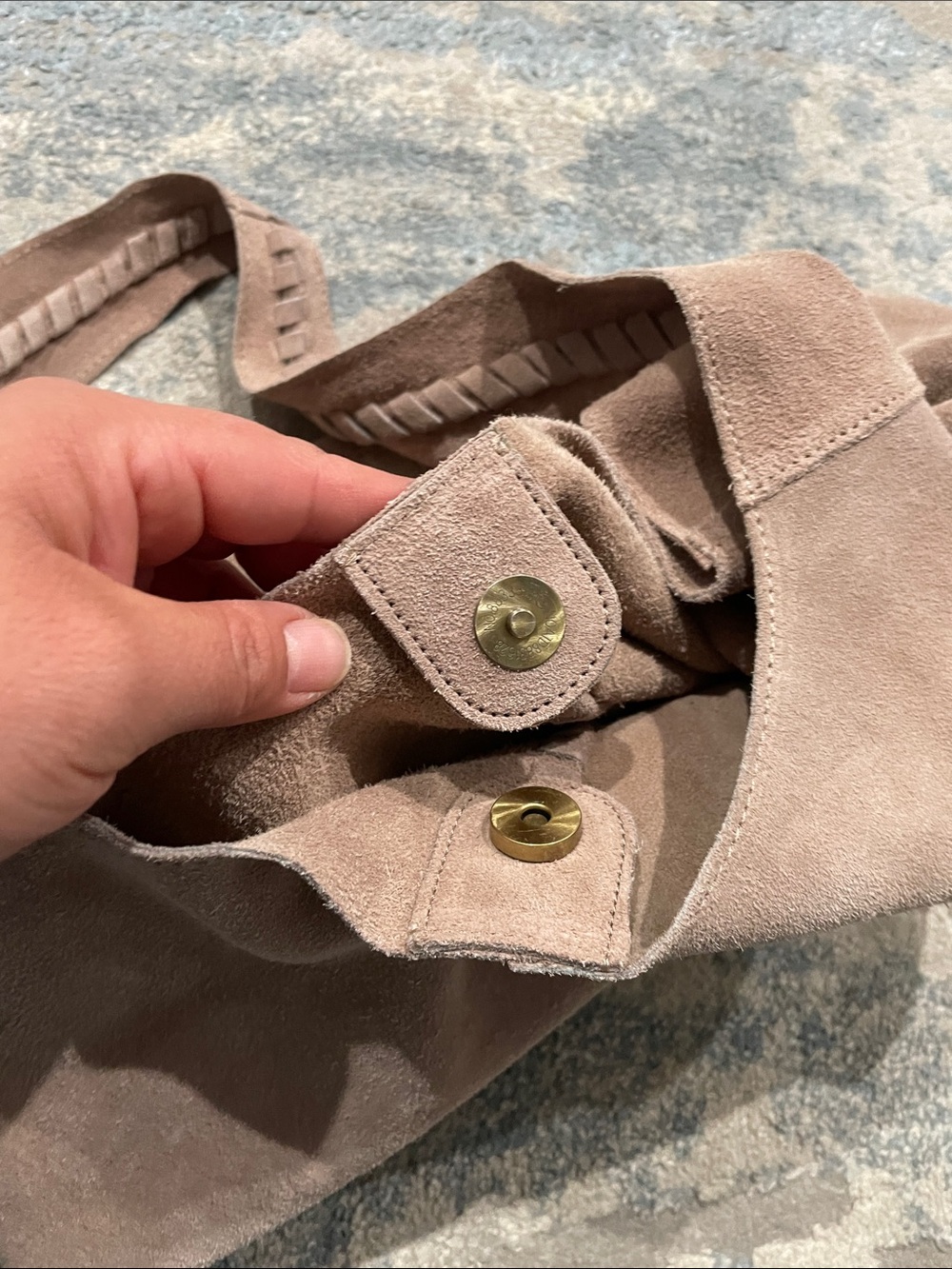 Haute Hippie Tan Boho Large Slouchy Hobo Tote Bag 100% Suede Leather - Picture 8 of 10